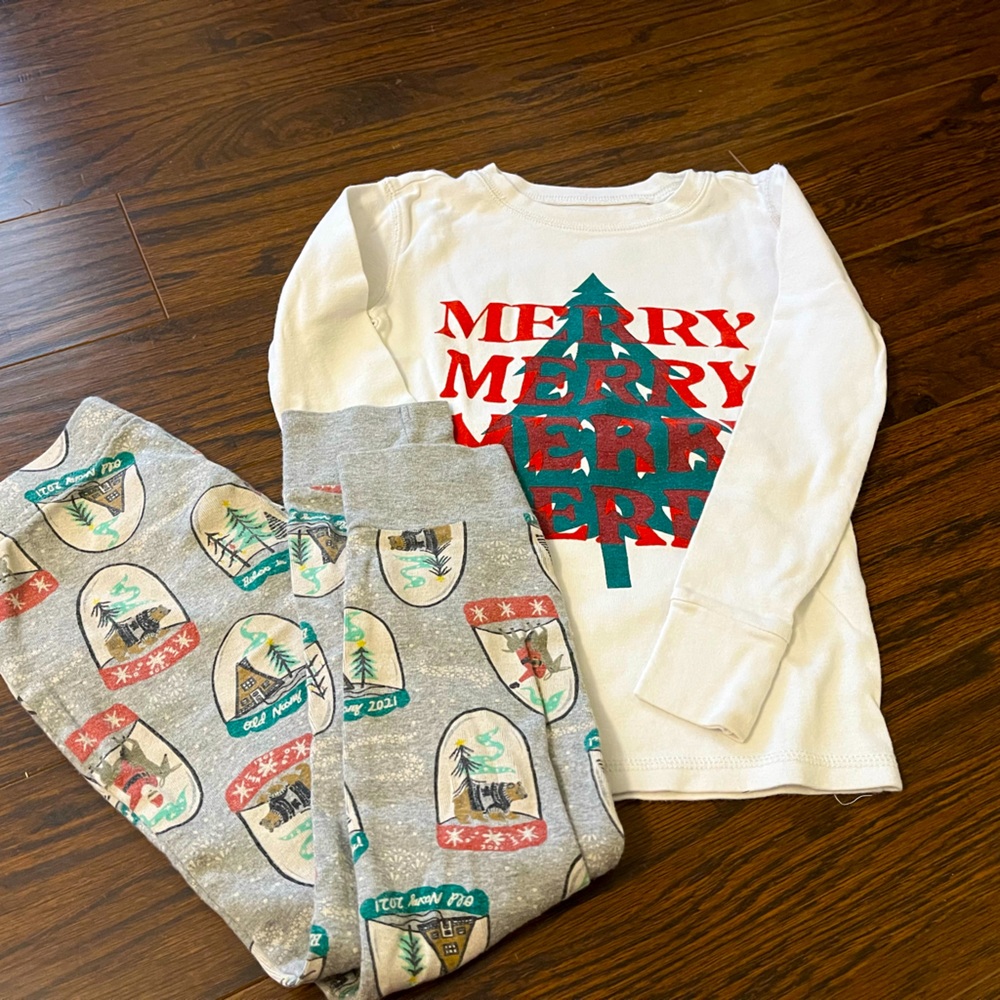Holiday pajama set